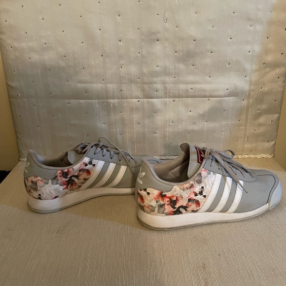 Floral Samoa Gray Adidas Original Shoes - Picture 2 of 6